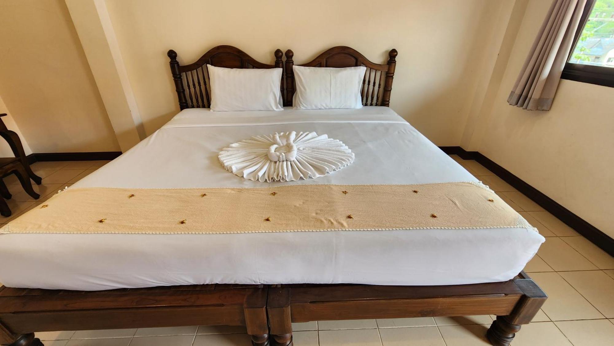 Panupong Hotel Чавенг Бийч Екстериор снимка