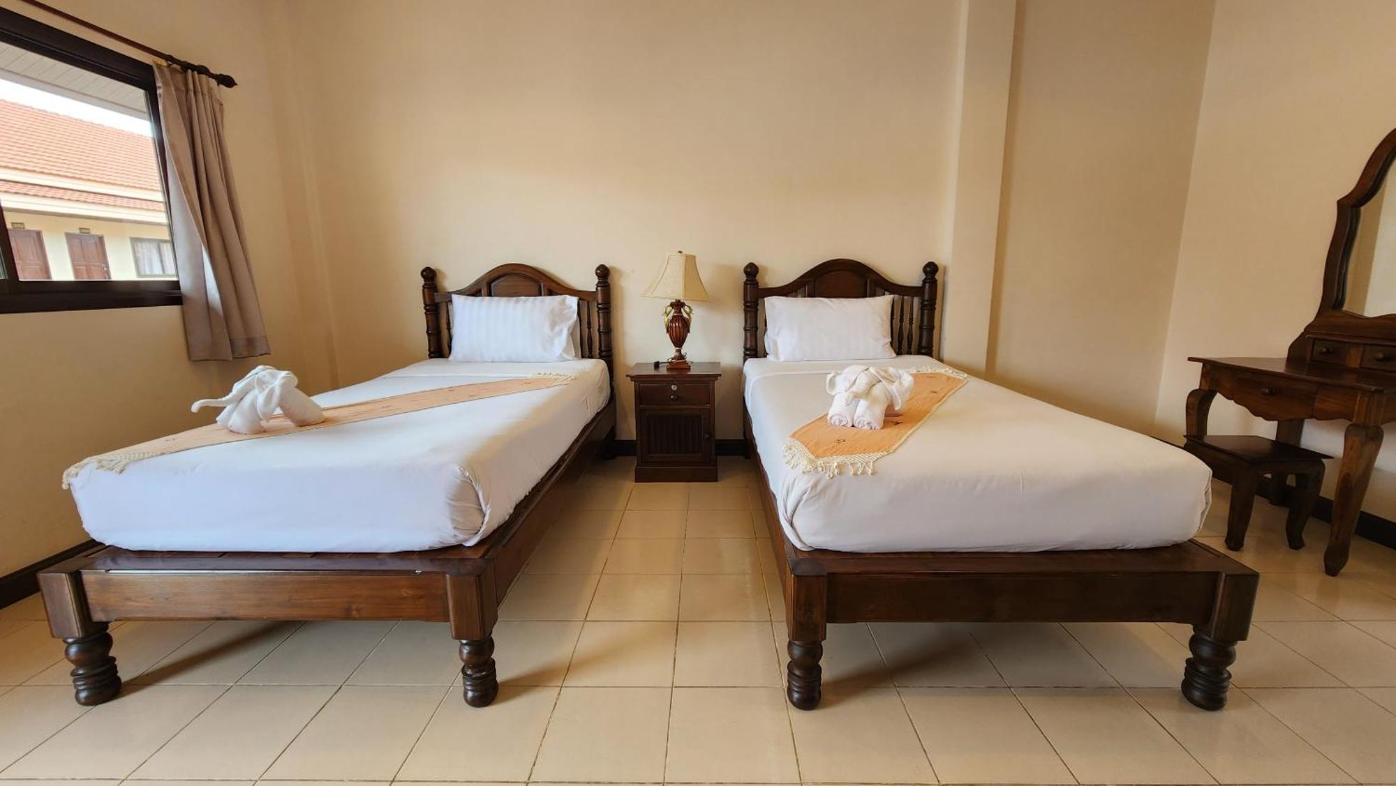 Panupong Hotel Чавенг Бийч Екстериор снимка
