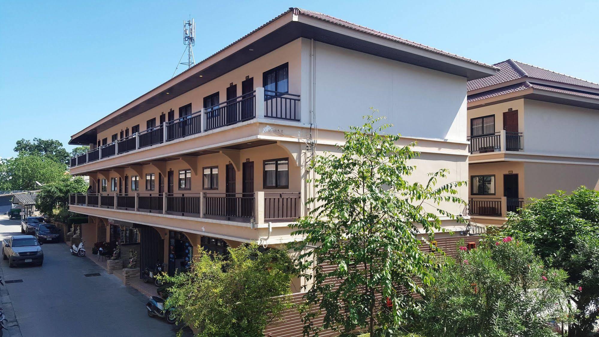 Panupong Hotel Чавенг Бийч Екстериор снимка
