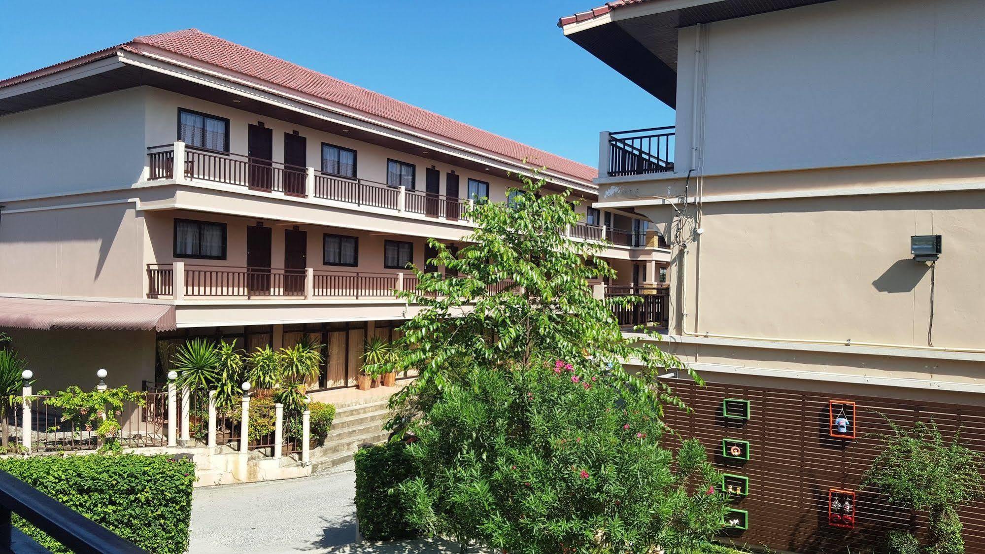 Panupong Hotel Чавенг Бийч Екстериор снимка