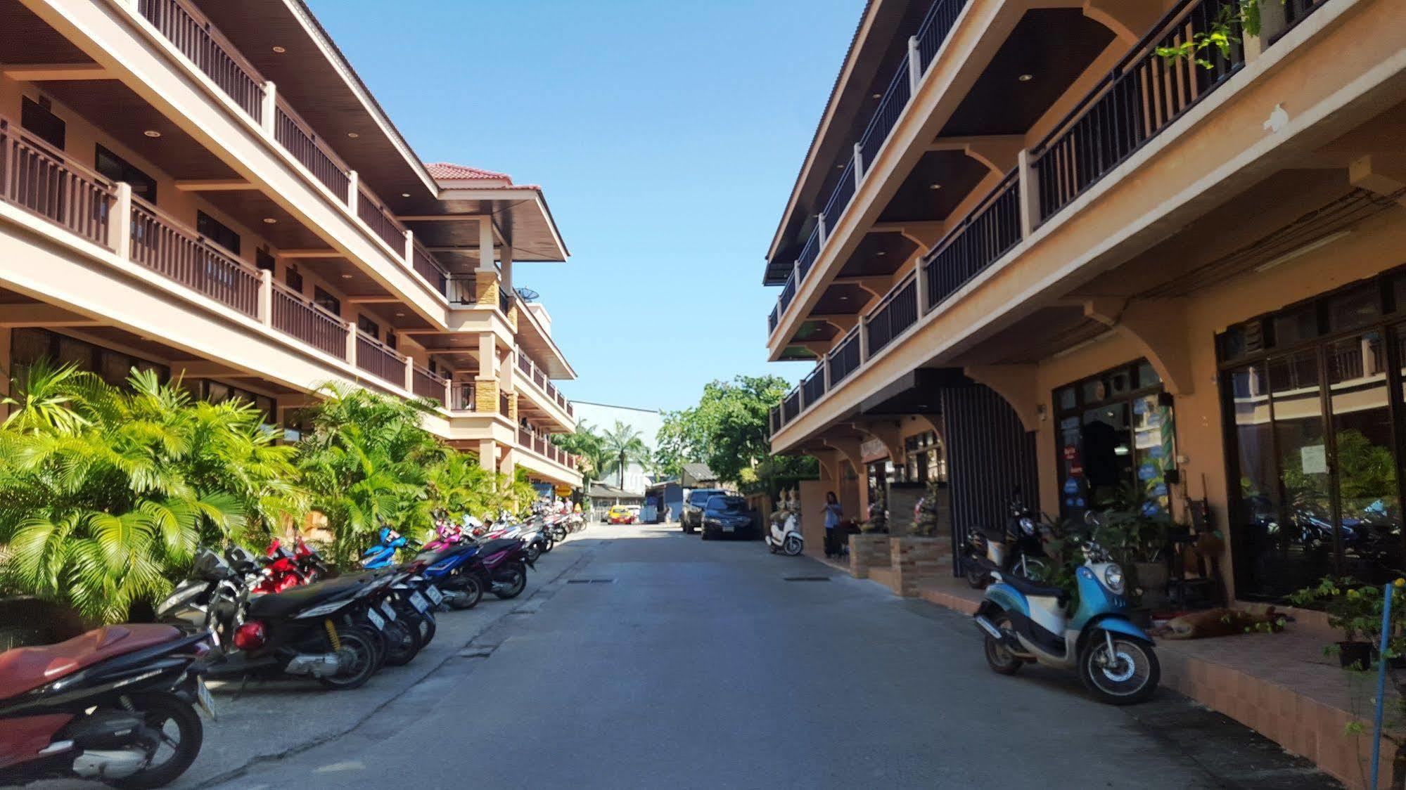 Panupong Hotel Чавенг Бийч Екстериор снимка